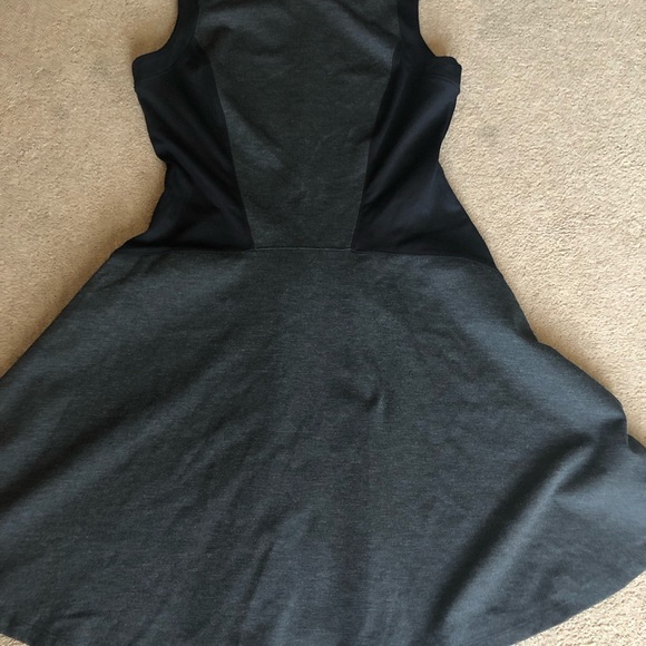 Sleeveless Dress - Picture 3 of 4